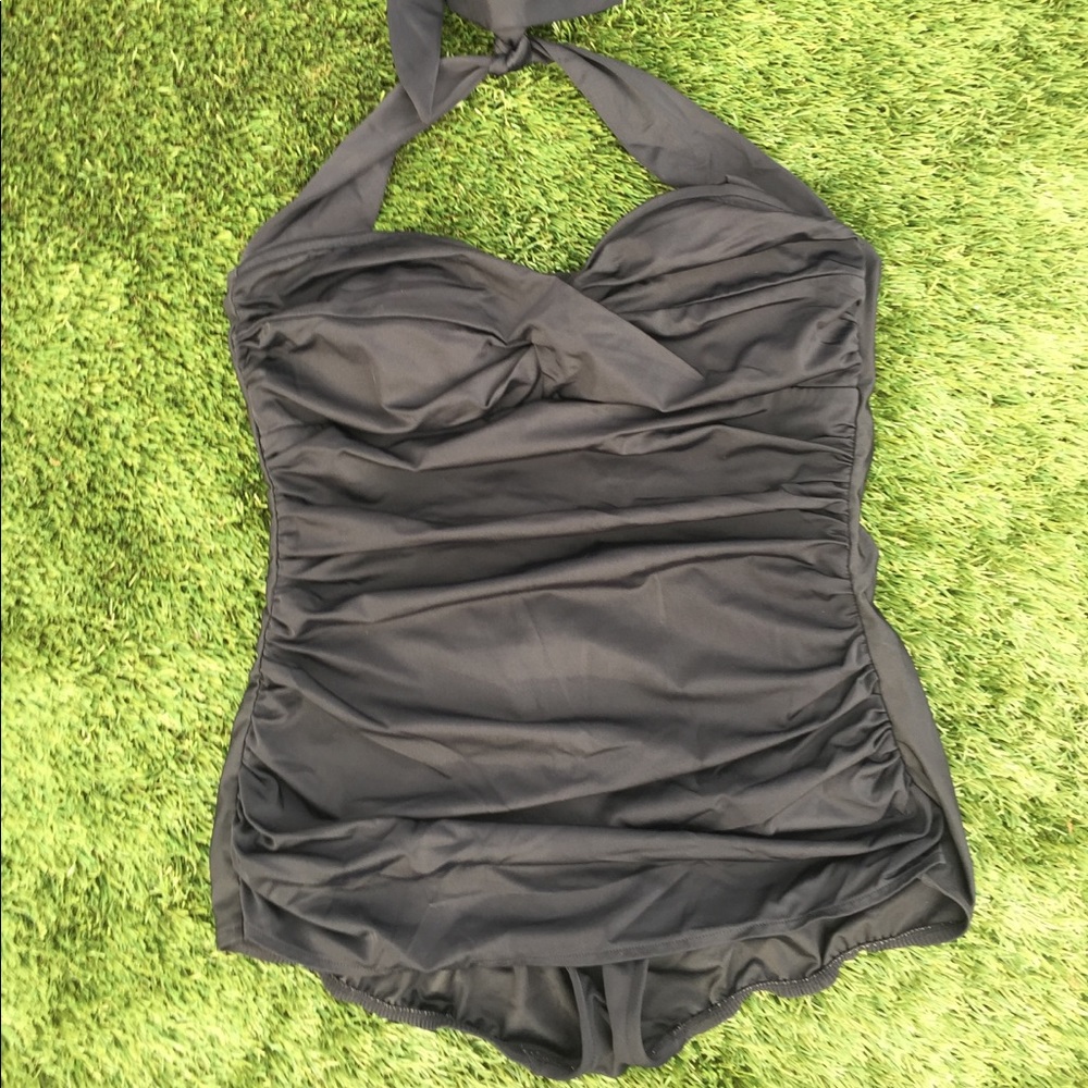 🚫SOLD🚫 Pin Up inspired One bathing suit